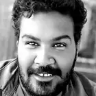 سائق الرخصة سارية والإقامة سارية يبحث عن شغل سائق