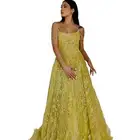 فستان سهرة مطرز بالخرز