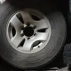 للبيع جنط باترول شنبر مع الكفر كذلك جنط باترول نجمه مع الكفر
