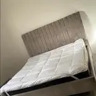 سرير بدون المرتبه