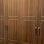 خزانه ملابس (دولاب)