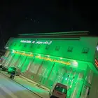 اضاءات. تراس. سيتي كلر. افتتاحات. قوس بلون. تلوين.