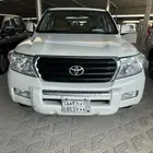 نبيع لاند كروزر 2010 6 سرندل ممشى قليل .