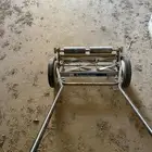 مكينه جز العشب يدويه