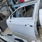 باب امامي يسار افالون موديل 20_21_22_23 ابيض وكاله شد بلد