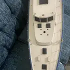 طاوله من ايكيا وسفينه كبيره