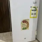 ثلاجة للبيع
