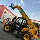 للايجار رافعه تلسكوبيه JCB تلي هندر