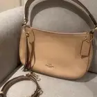 للبيع شنطة كوتش أصلية
