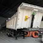 صندوق قلاب قاعده للبيع