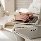 حل واجبات حل كويزات كتابة أبحاث
