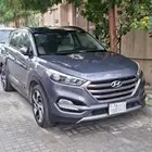 للبيع توسان هونداي 2016 نظيف مكينه 2400 اول مستخدم من وكاله