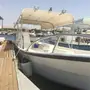 قارب للرحلات الصيد والنزهة البحرية