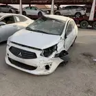 ميتسوبيشي اتراج قطع غيار تشليح مصدوم