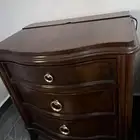 كمودينتين وتسريحة