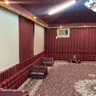 بيت شعر نظيف بكامل اثاثه ومكيفاته