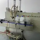 مكينة تعبئة سوائل 2 لتر