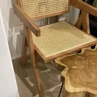 كرسي وطاولة خدمة جديد
