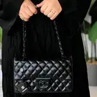 متوفر جميع شنط الماركات العالمية بجودة عاليه وسعر رمزي