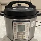 قدر كهربائي 8 لتر شبه جديد ( هوم إليك )