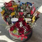 مندوب تنسيق هدايا المدينه وتوصيلها