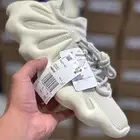 شوزات ييزي بوست 450