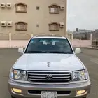 جيب تايوتا لاندكروزر جي اكس 2000