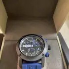ساعات ونظارات شمسيه للبيع