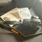 للبيع كاميرا Nikon D3200 جديدة بجميع ملحقاتها