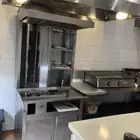 مطعم كامل لتقبيل