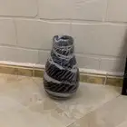 فازة أبيض وأسود