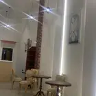 محل ( كافيه ) للتقبيل