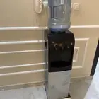 براده مستخدمه نظيفه مع ثلاجه
