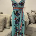 فستان نسائي