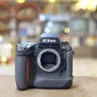 كاميرا فيلم نيكون Nikon F5 قديمة تراث