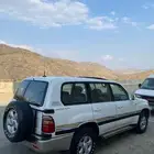 جيب جي اكس موديل 2000