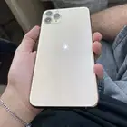 ايفون 11 برو ماكس نظيف وعليه ضمان شهر