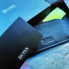 محفظة ماركة BOSS أصلية قابل للتفاوض