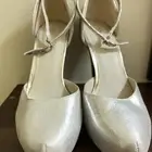 كعب ( كعوب استخدام نظيف من علامات تجارية معروفه)
