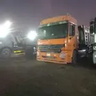 اكتروس البيع مع صندوق قلاب مقاس 18