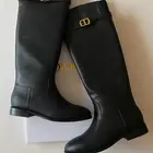 جاكيتات و ابوات شتويه نسائية