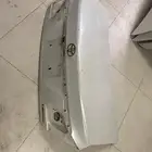 للبيع باب شنطة تويوتا لكزس