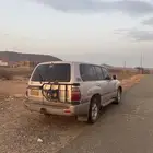 جيب لاند موديل 2000