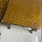 طاولات خشب نظيفة