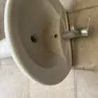 غساله يدين مع الخلاط