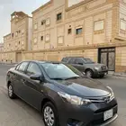 للبيع تويوتا يارس