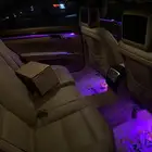 انوار داخليه على سيارة مرسيدس مع علامات البيبان