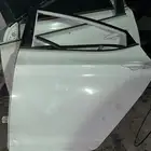 باب يمين راكب وخلفي النترا 2015 نظيف