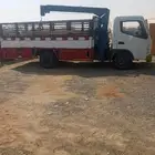 دينا صندوق عليها ونش هيدروليك