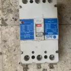 قواطع كهرباء 100 أمبير اصلية